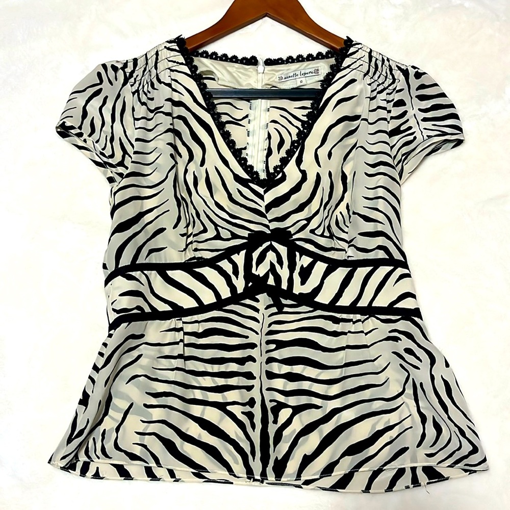 Nanette Lepore blouse🖤